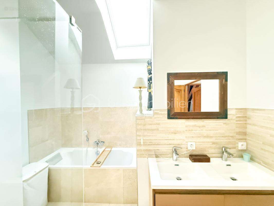 Maison à VELARS-SUR-OUCHE