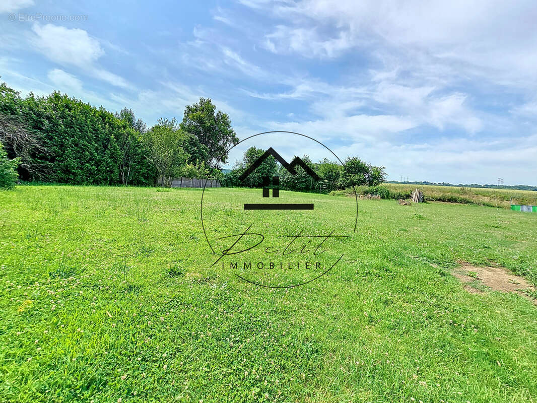 Maison à ULLY-SAINT-GEORGES