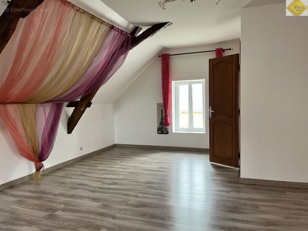 Maison à VICQ-SUR-GARTEMPE