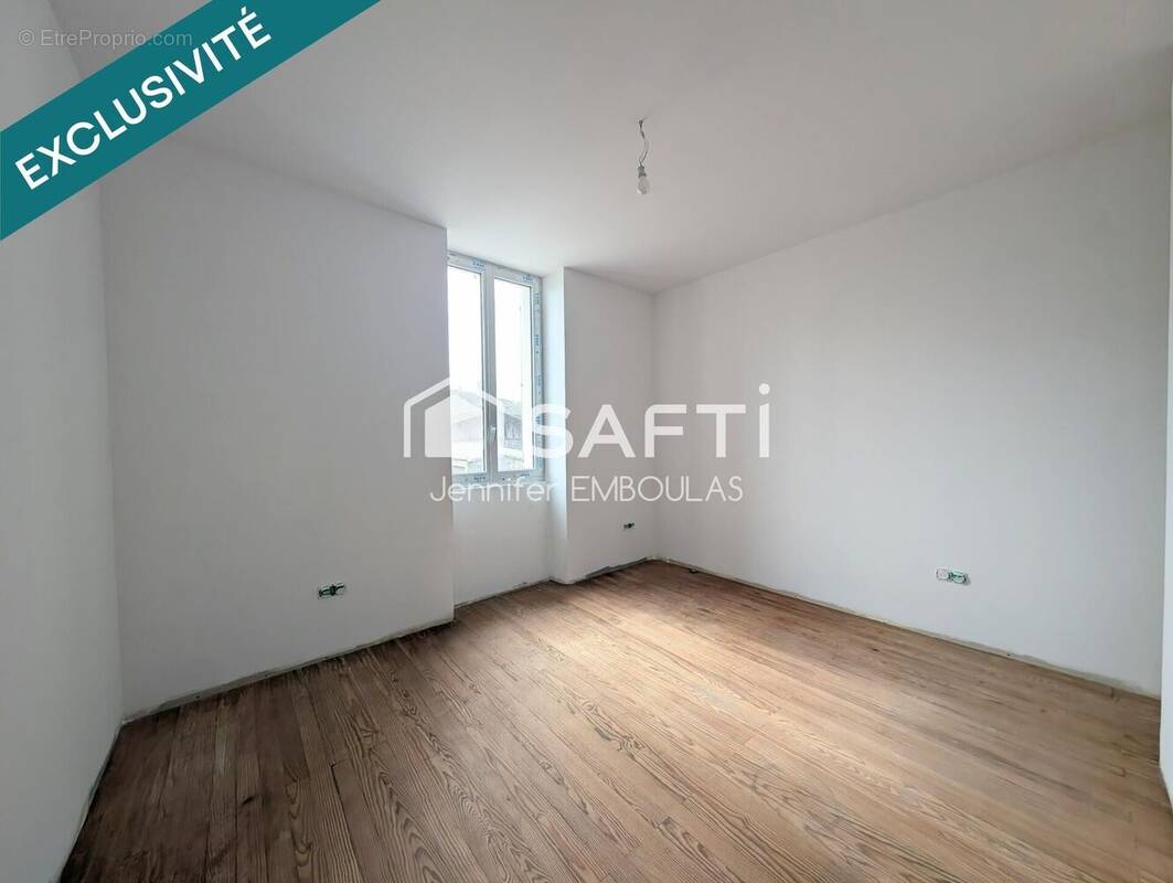 Photo 1 - Appartement à PORTETS