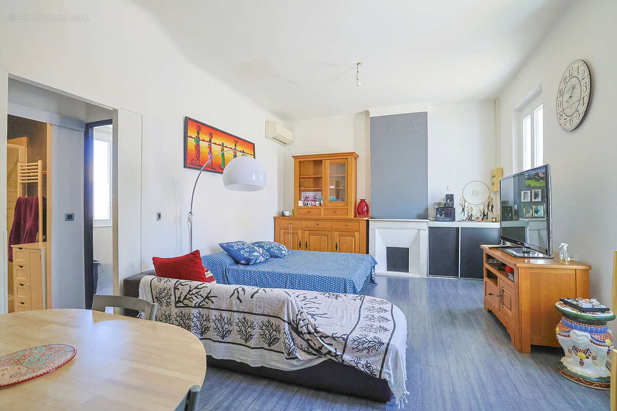 Commerce à LA SEYNE-SUR-MER