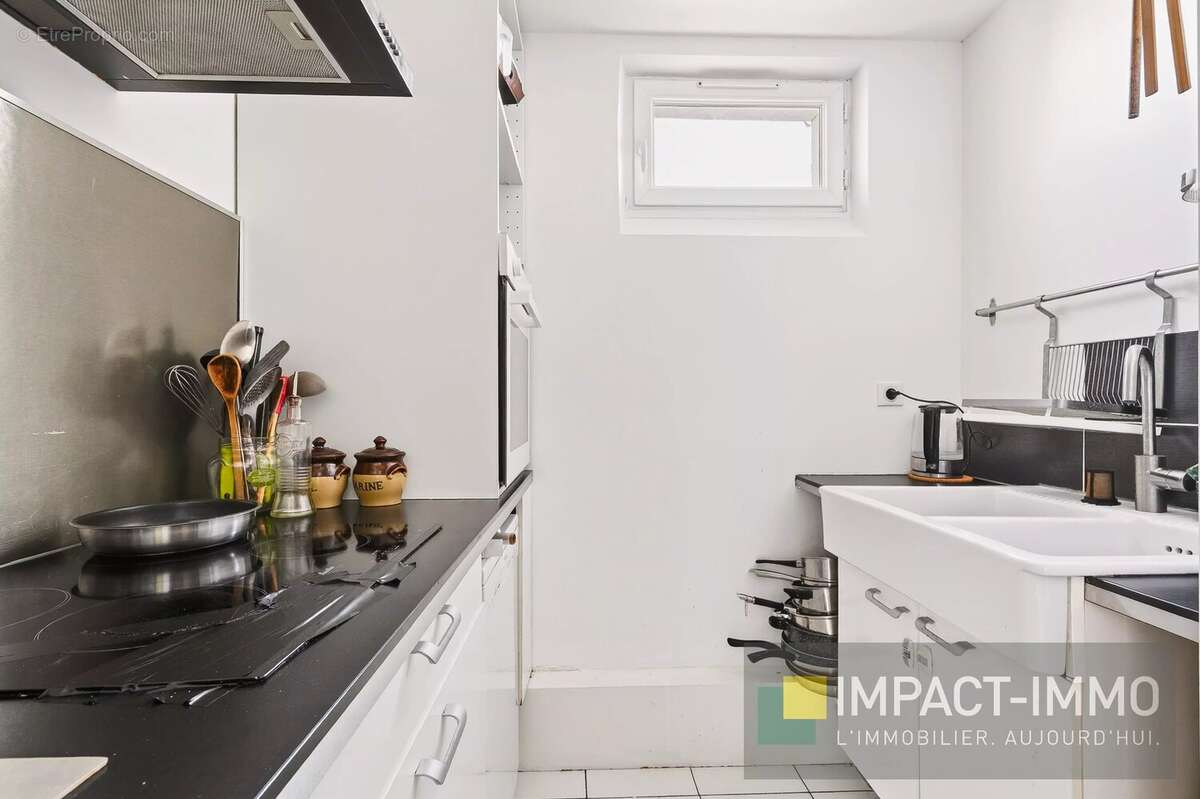 Appartement à COURBEVOIE