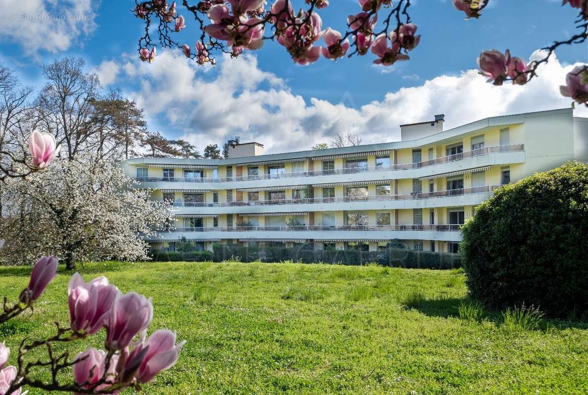 Appartement à TASSIN-LA-DEMI-LUNE