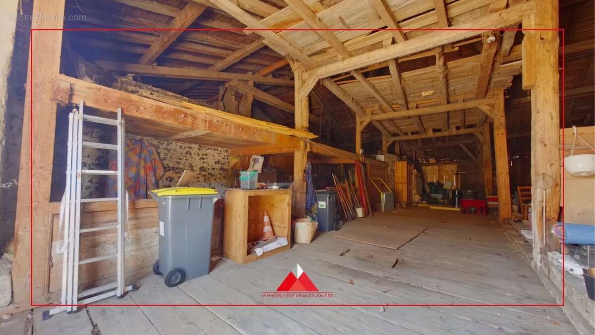 Maison avec dépendances à Bouverans - photo 7