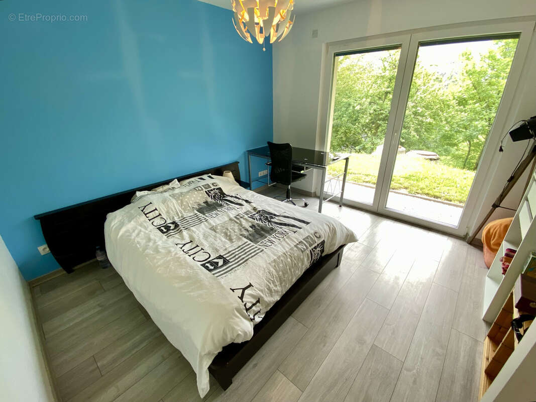 Maison à SAINT-MARTIN-DE-LA-PORTE