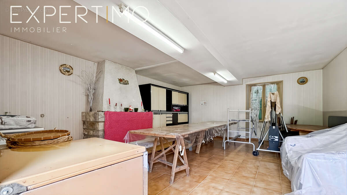 Maison de plain-pied avec dépendances à CHALO SAINT-MARS - photo 13