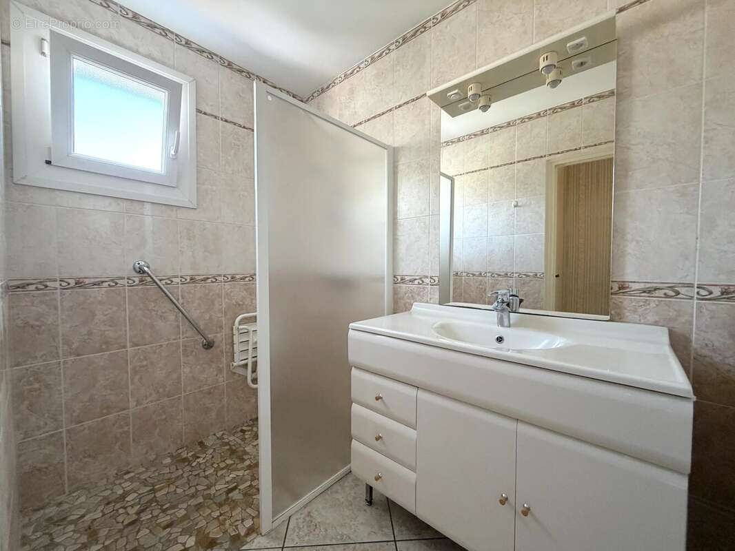 Appartement à SAINT-JEAN-DE-MAURIENNE