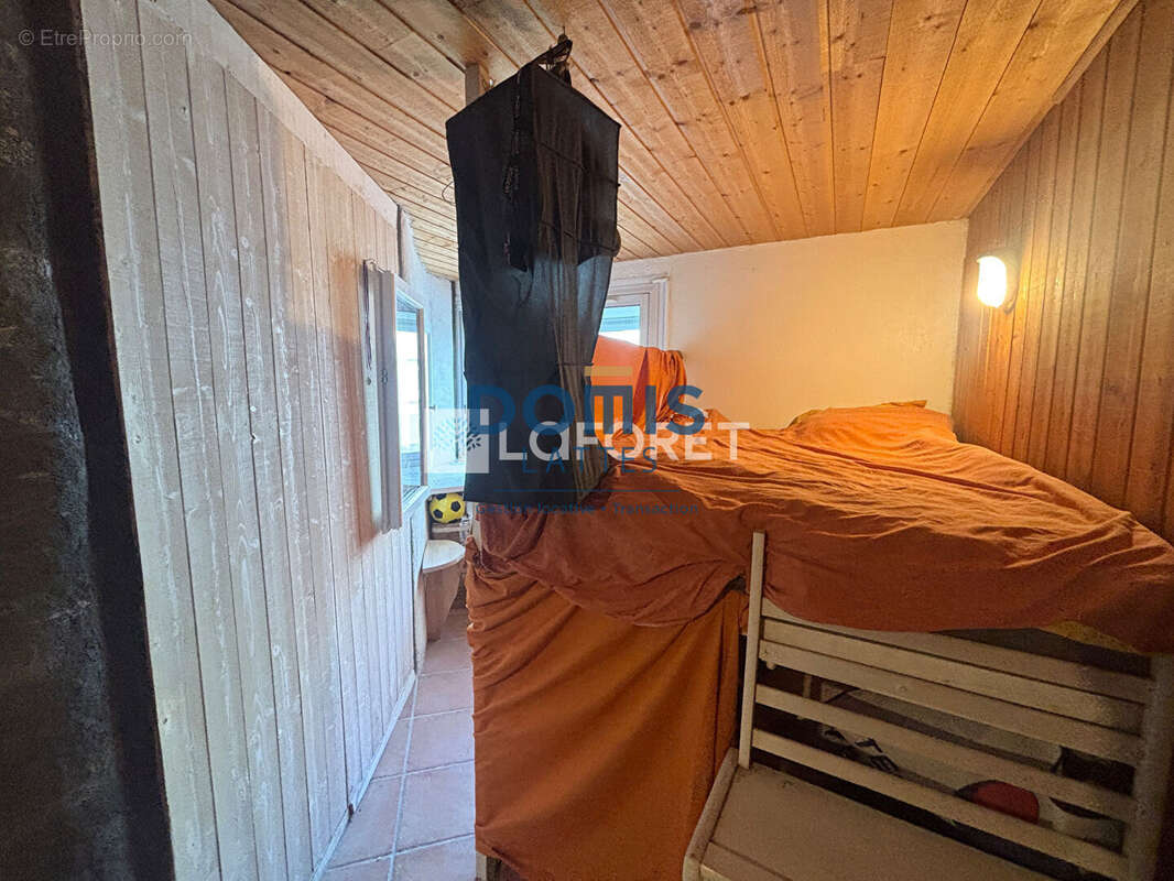 Appartement à MAUGUIO