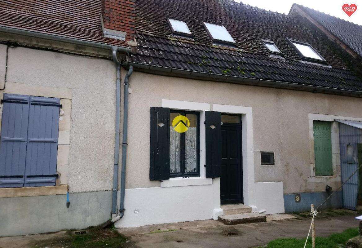 Maison à SAINT-AMAND-MONTROND