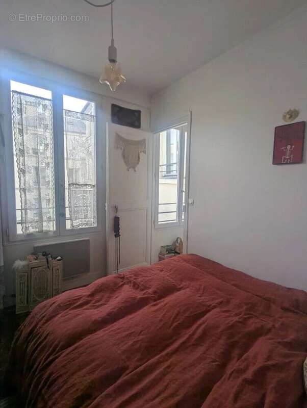 Appartement à PARIS-9E