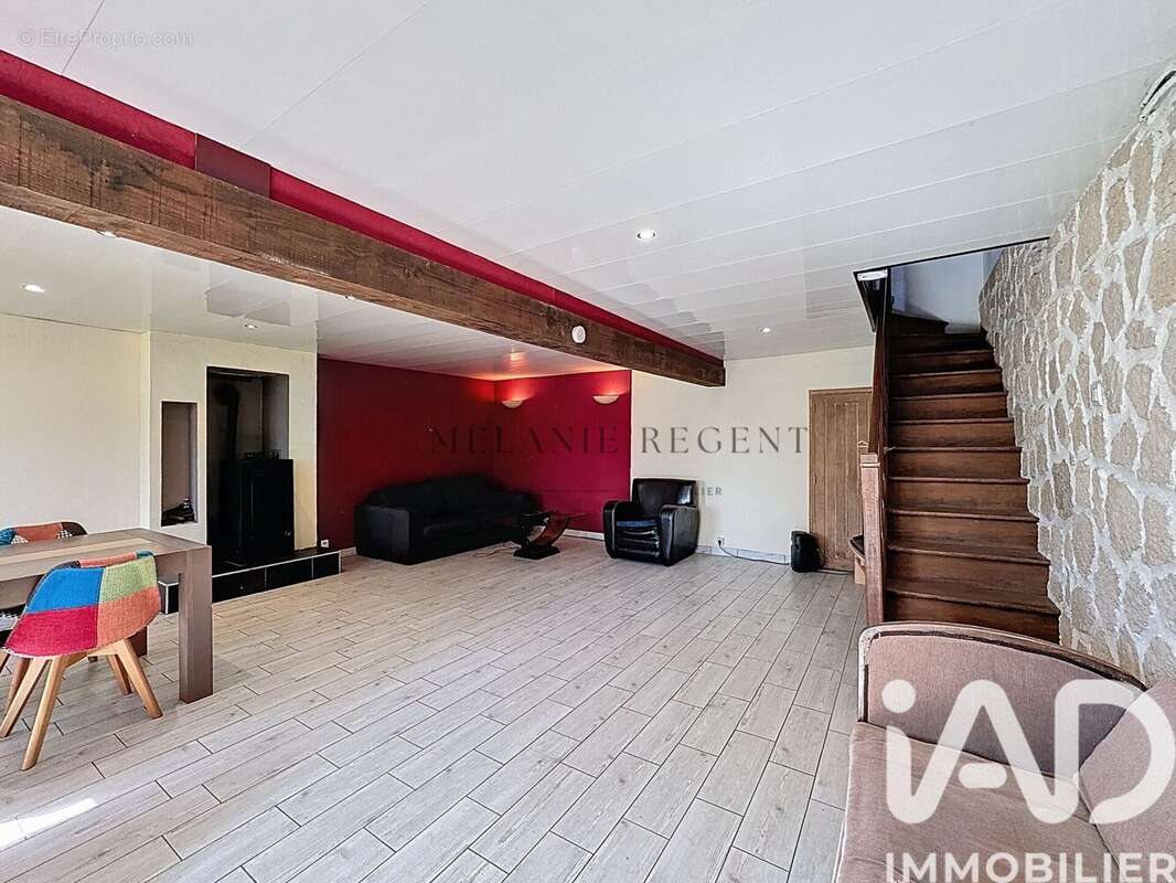 Photo 4 - Maison à BAINS-SUR-OUST