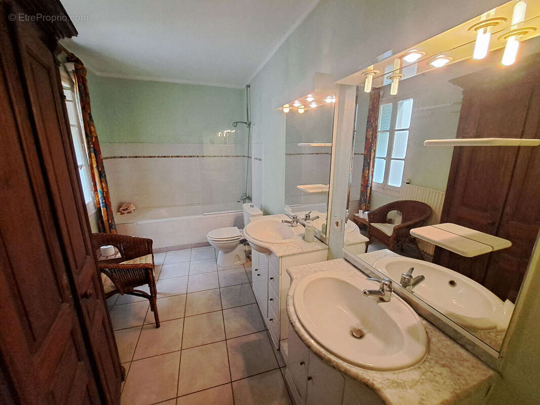 Maison à MALAUCENE