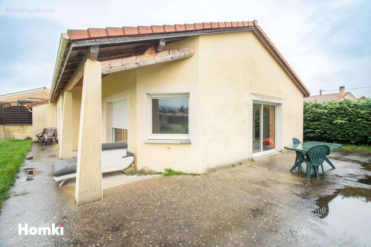 Maison à BAS-EN-BASSET