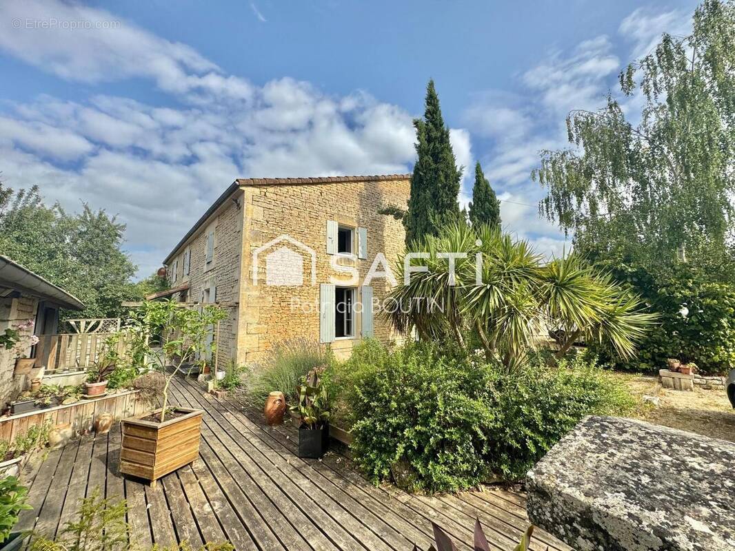 Photo 1 - Maison à NIORT