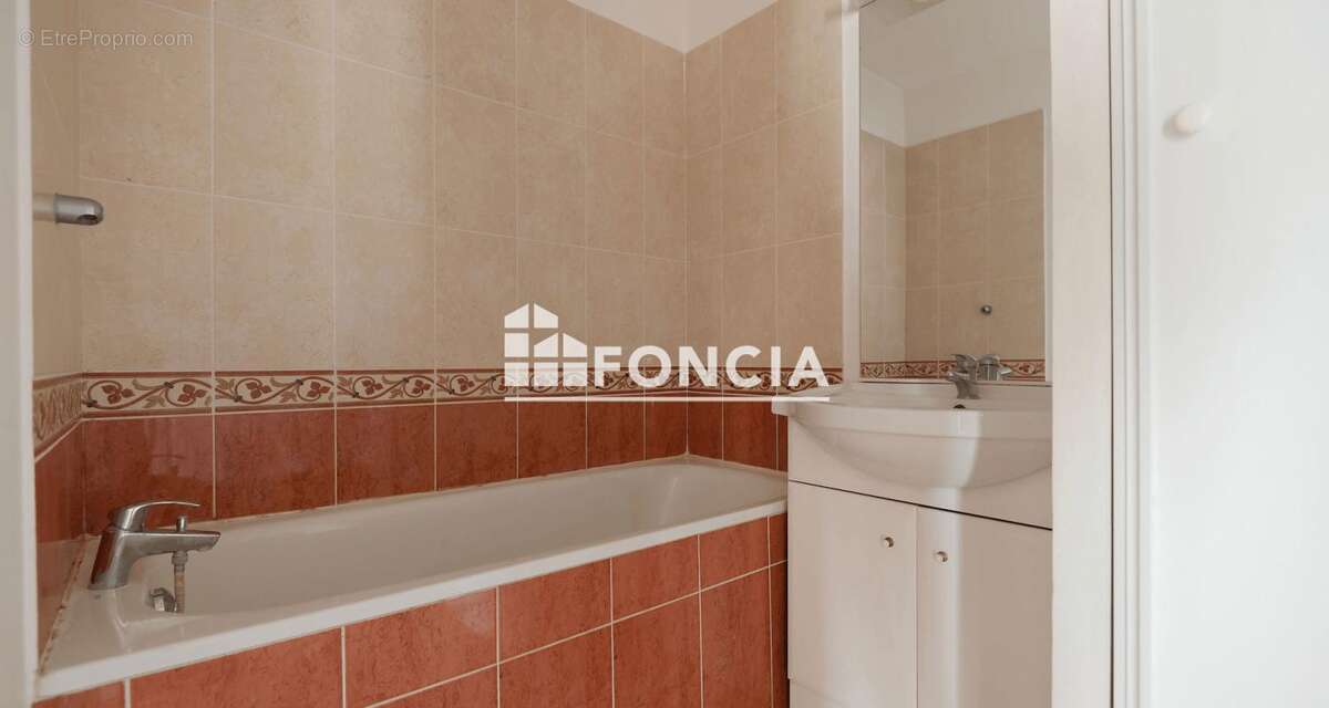 Appartement à CORBEIL-ESSONNES