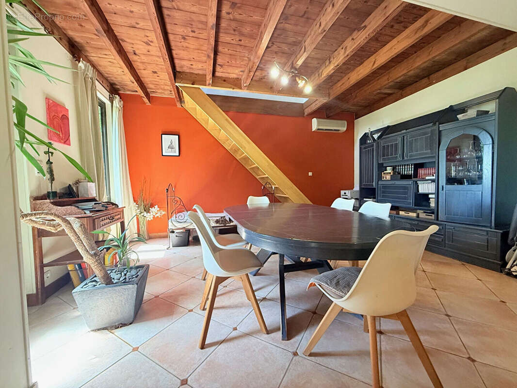 Maison à LUGON-ET-L'ILE-DU-CARNAY