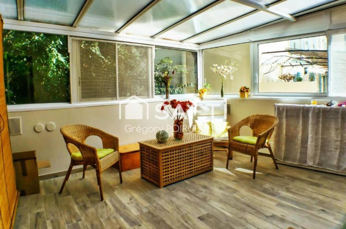 Photo 1 - Appartement à HYERES