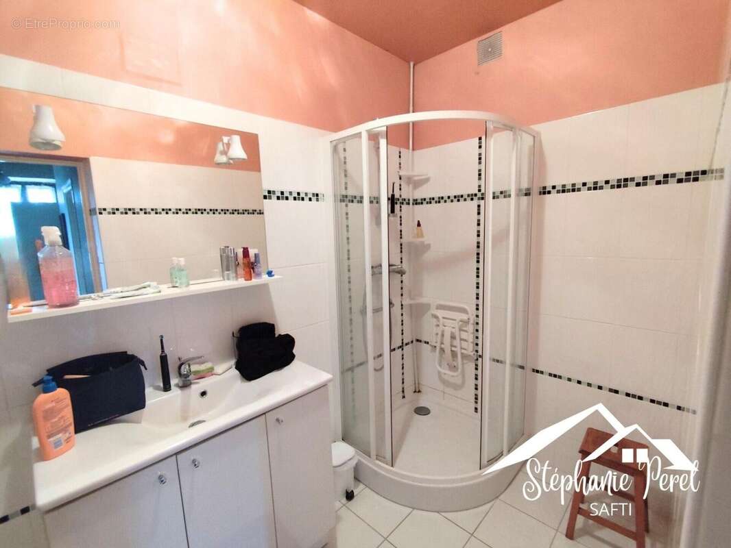 Photo 6 - Maison à BUGEAT