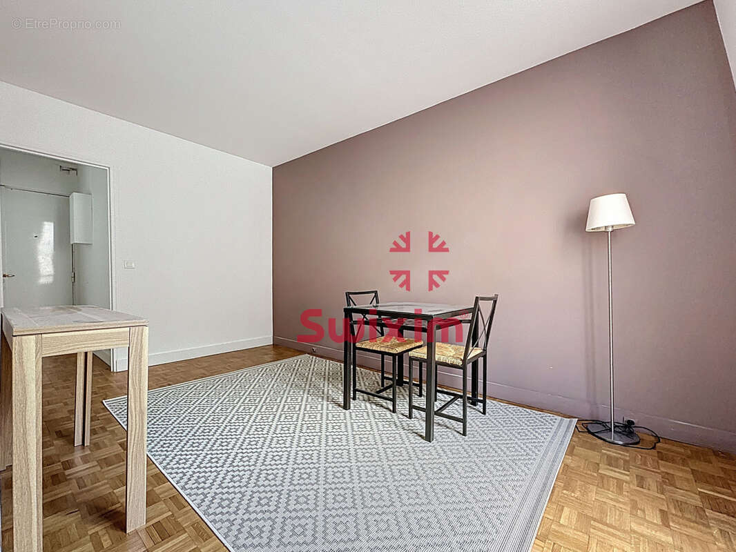 Appartement à PARIS-11E