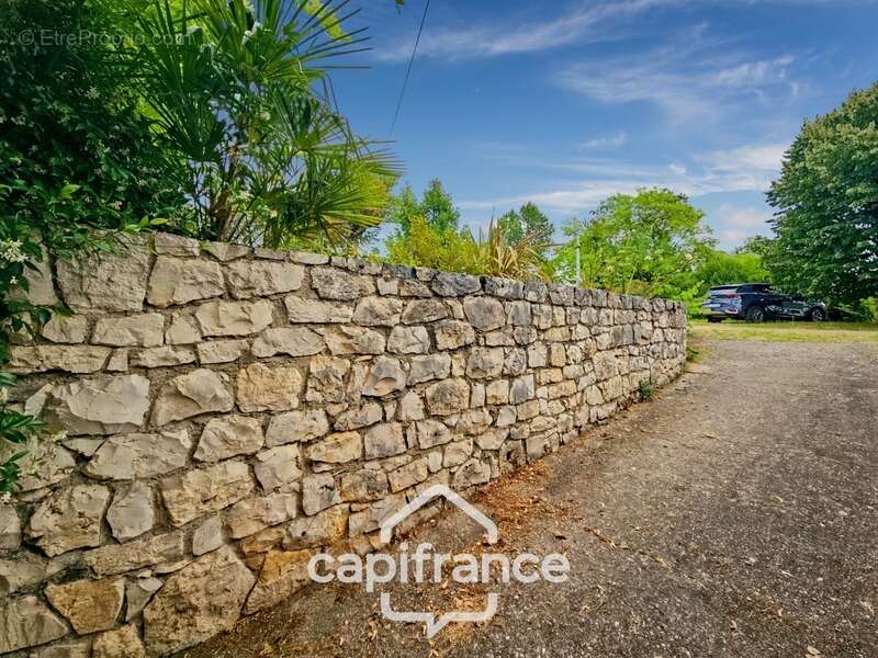 Maison à CASTELCULIER