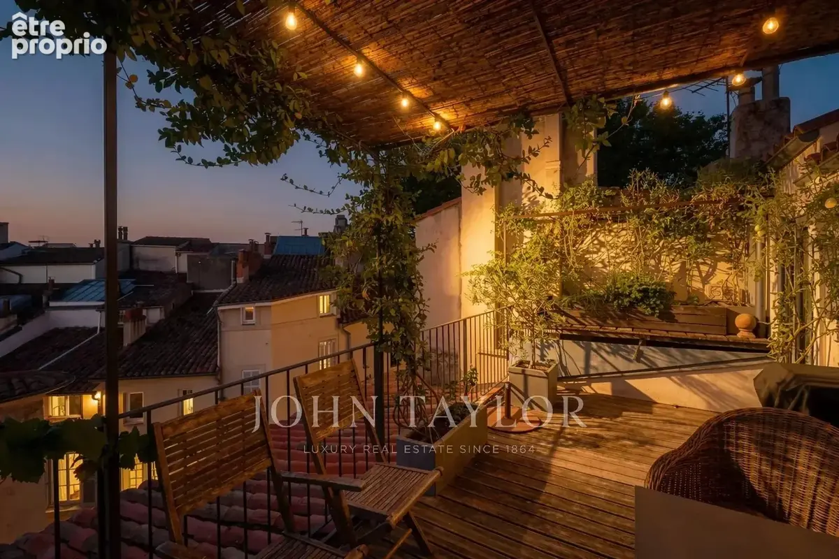 Appartement Terrasse100m2 + T2 35 m2 centre ville - photo 18