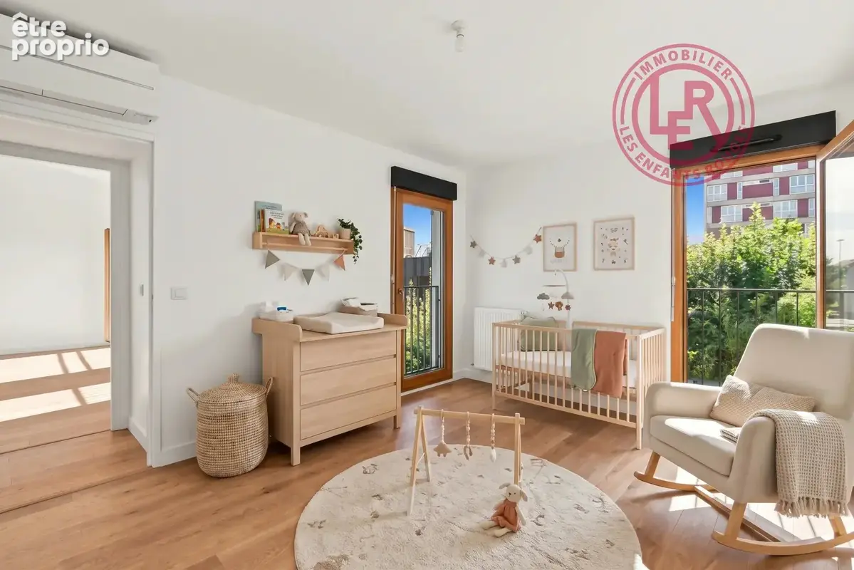 Montreuil - Solidarité/Carnot - Maison avec grande terrasse, ensoleillée et vue dégagée - photo 12