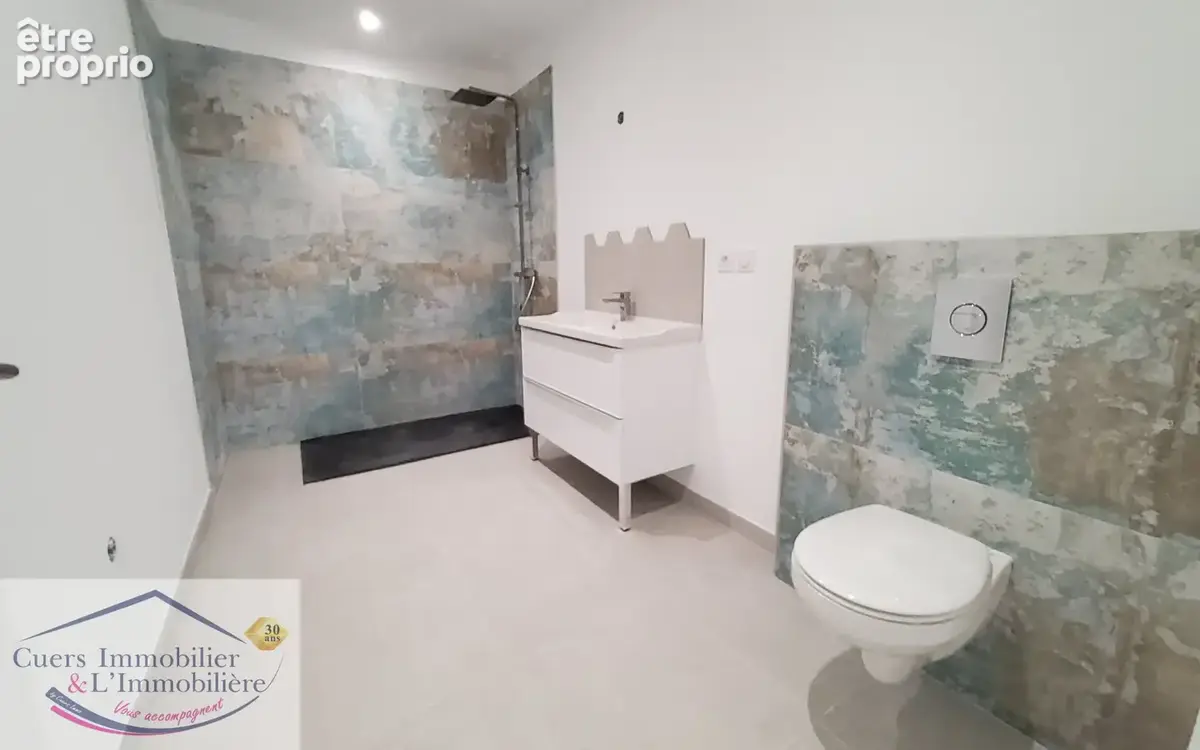 CUERS, propriété T6 -  182m2 + dépendance 50m2 - photo 17