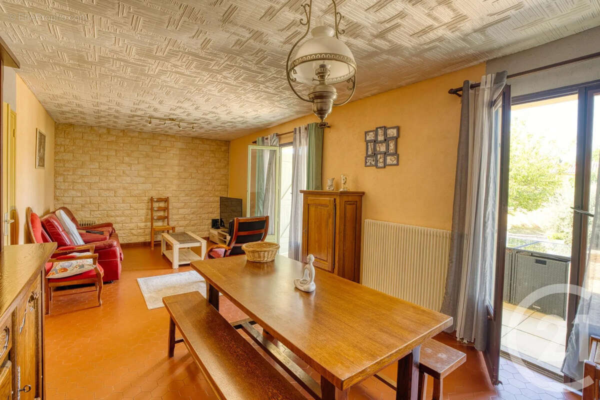 Maison à SAINTE-EUPHEMIE