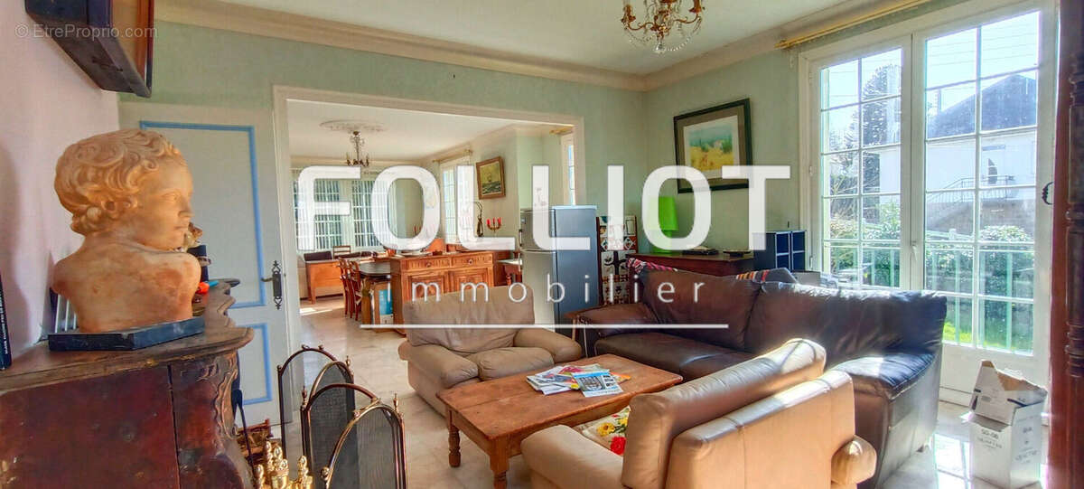 Maison à VILLEDIEU-LES-POELES