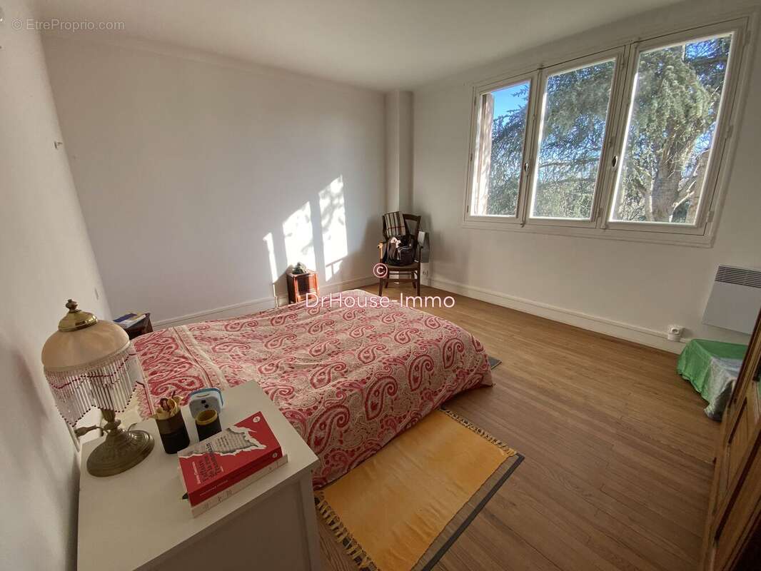 Maison à LA TOUR-DU-CRIEU