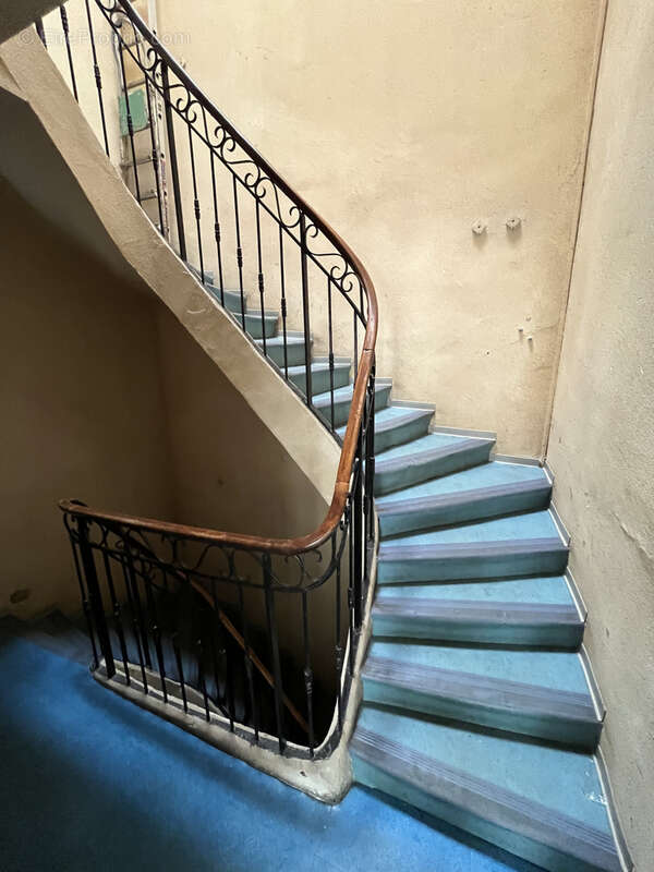 Appartement à MARSEILLE-7E