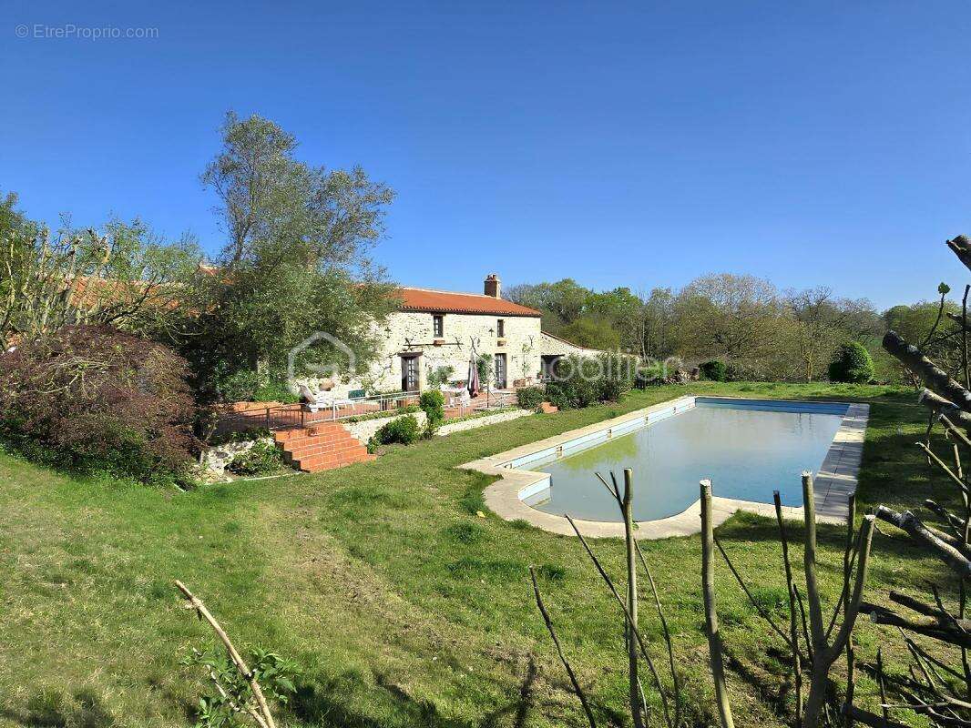 Maison à LES LUCS-SUR-BOULOGNE