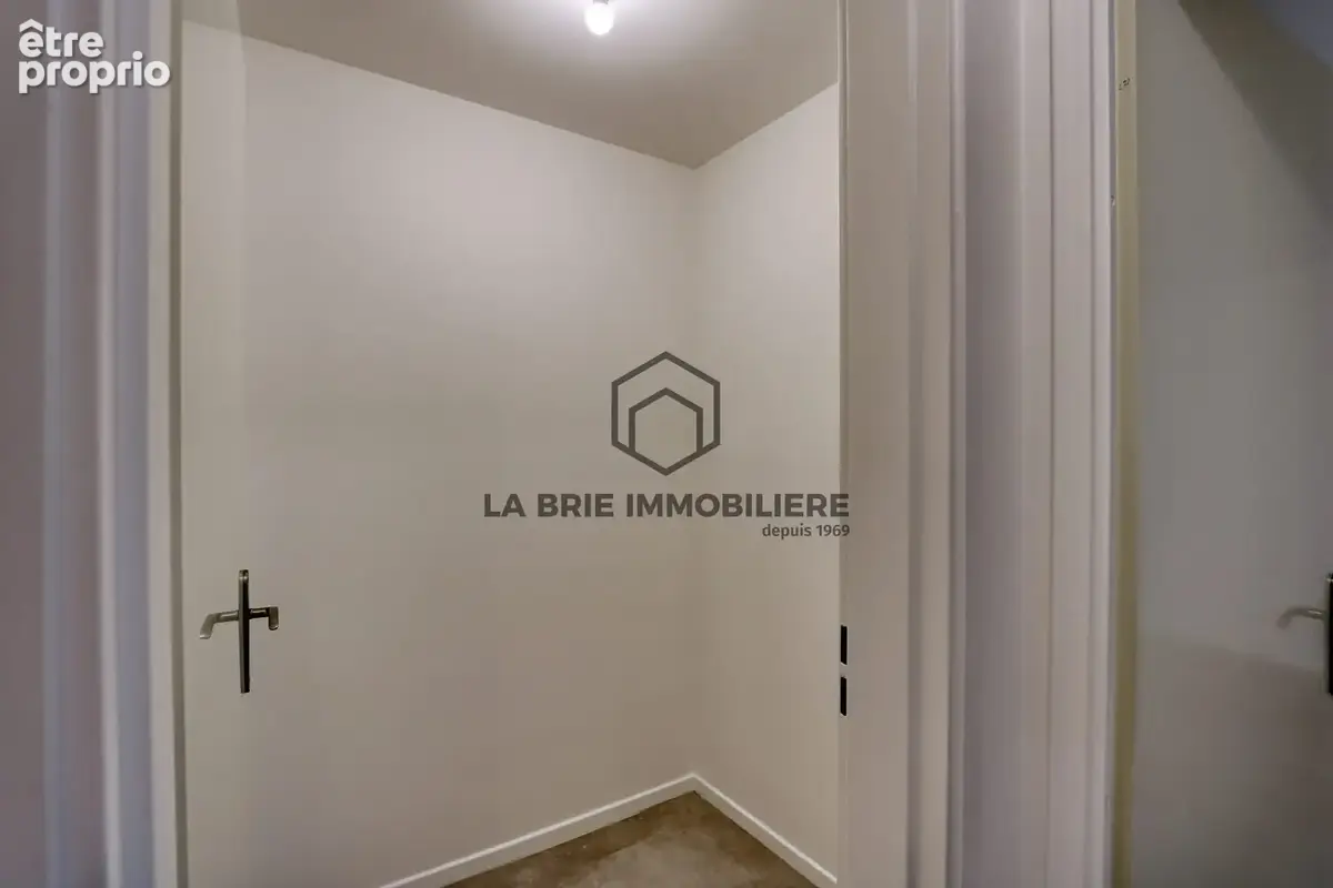 Appartement 3 pièces 63 m² à vendre à Villecresnes (94440) - photo 5