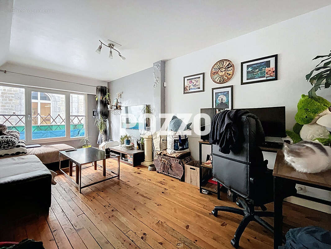 Maison à VILLEDIEU-LES-POELES