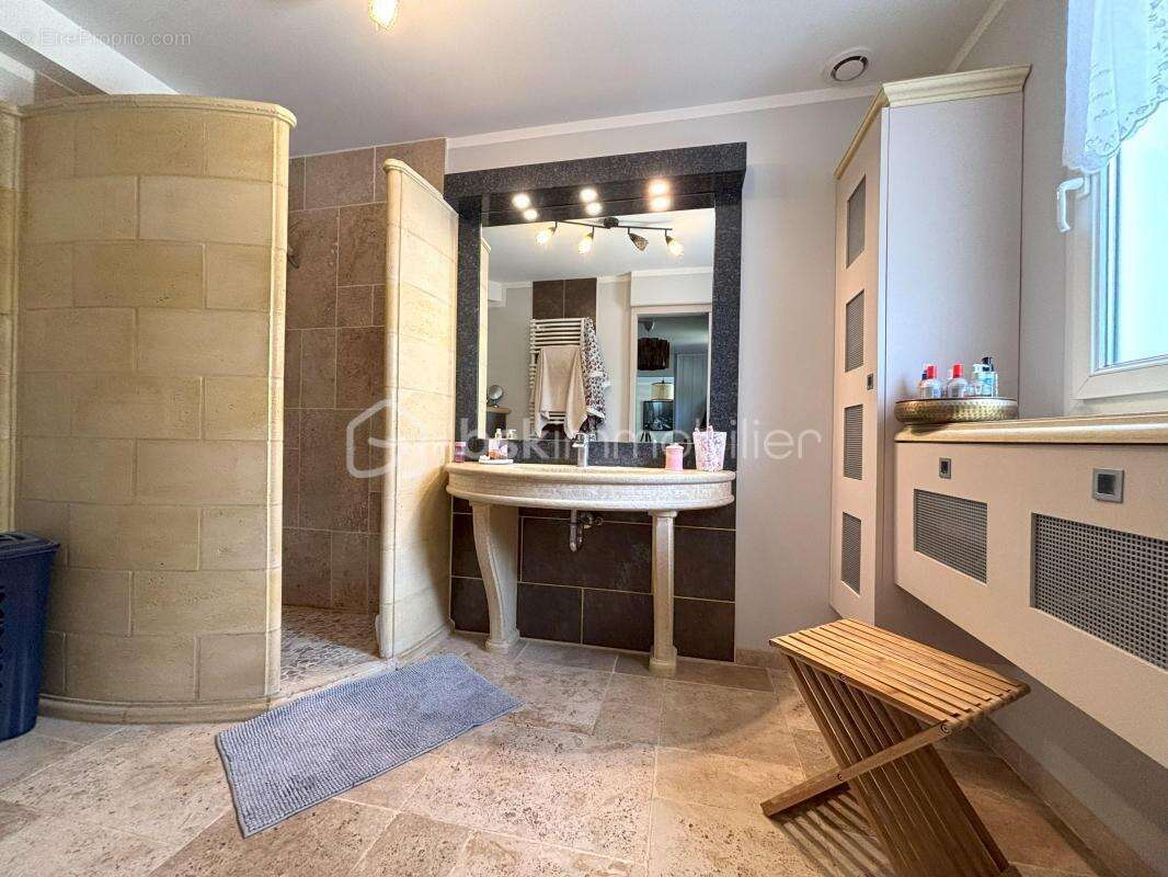 Maison à SAINT-REMY-BOSCROCOURT