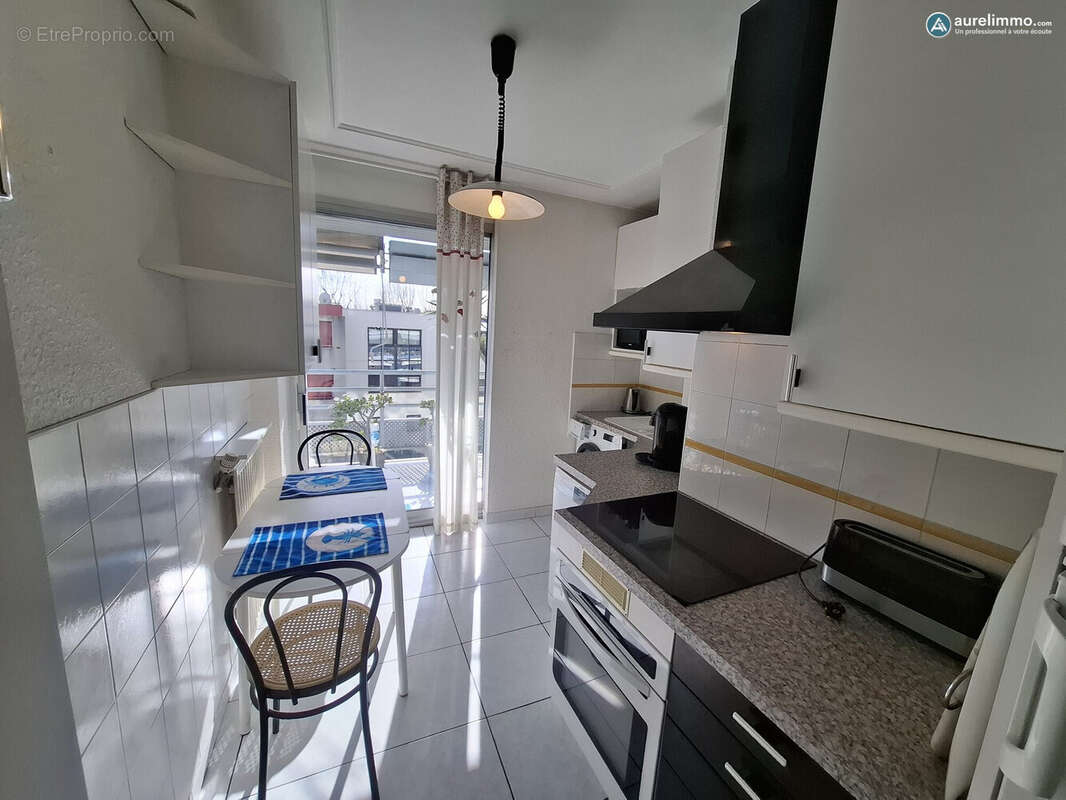 cuisine équipée aménagée - Appartement à MONTPELLIER