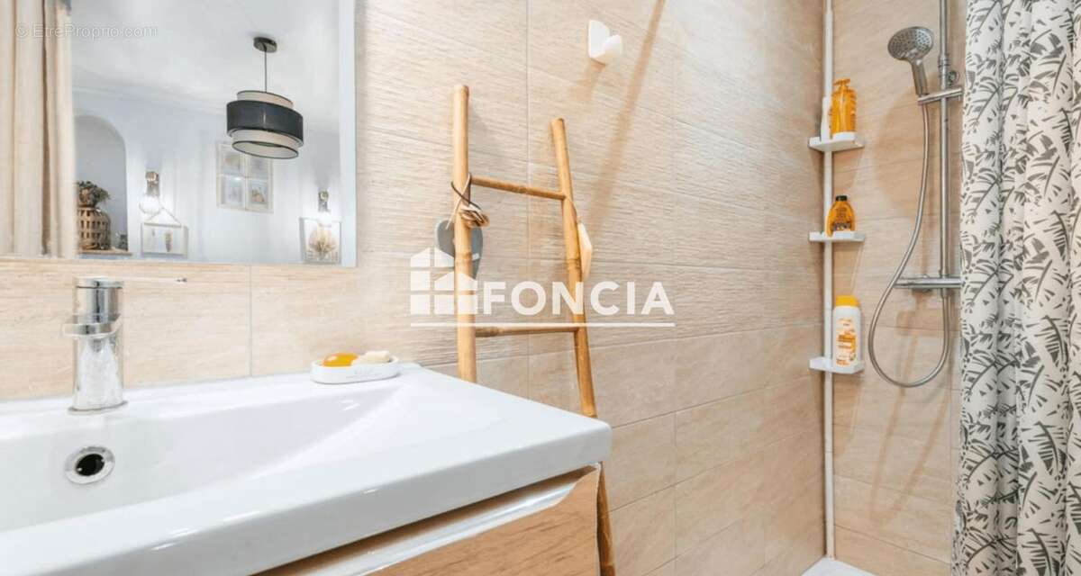 Maison à BAGUER-PICAN