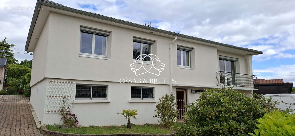 Maison à ROCHE-LA-MOLIERE