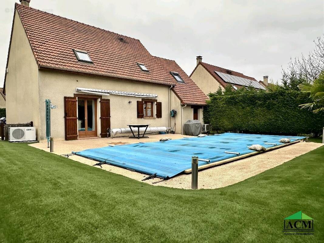 Maison à MERY-SUR-OISE