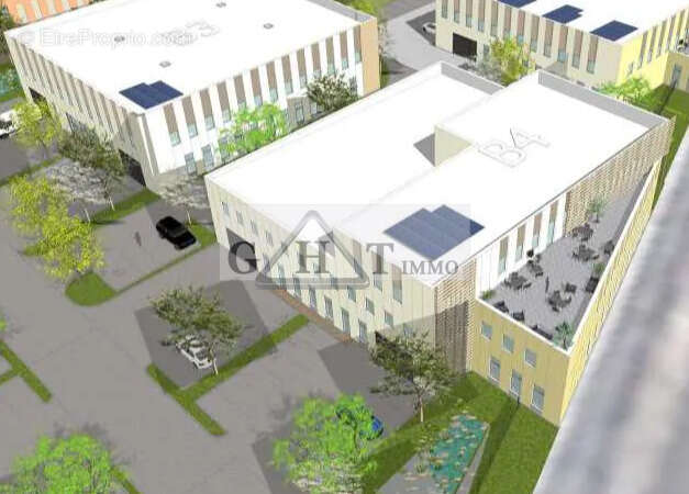 Commerce à TREMBLAY-EN-FRANCE