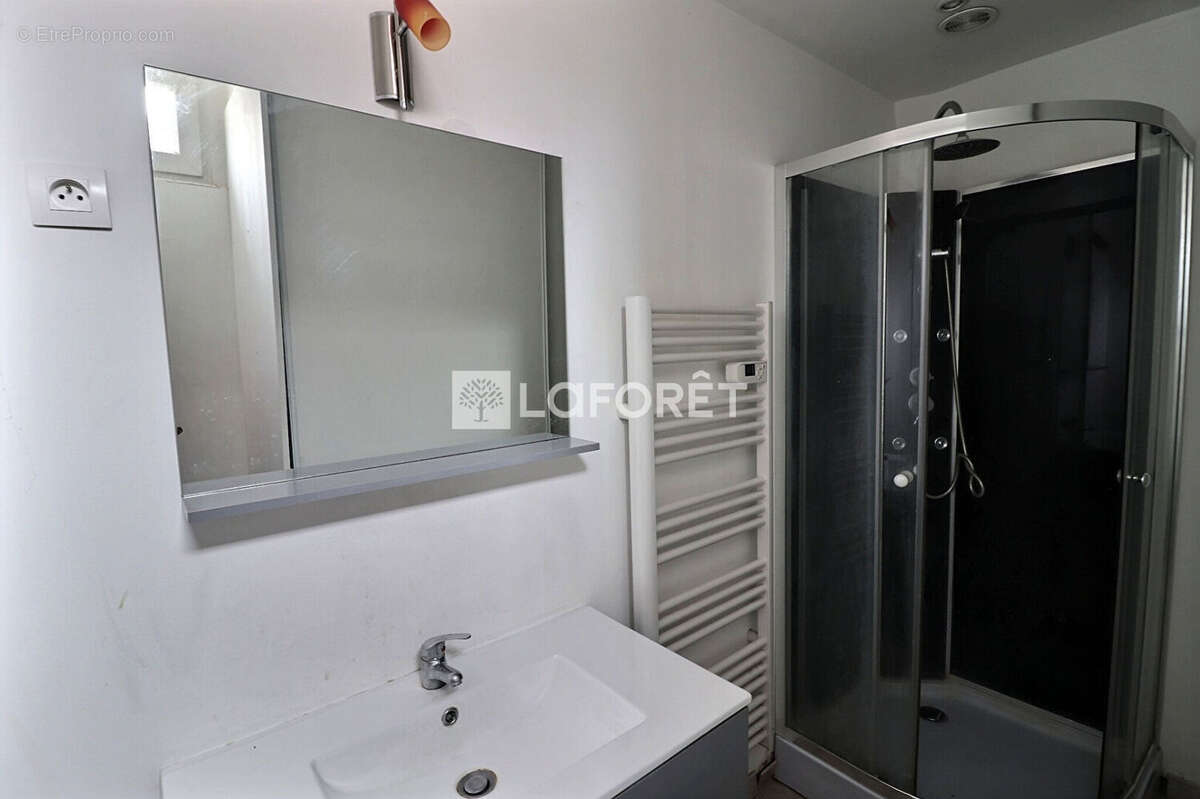 Appartement Toulon 1 pièce(s) 15.10 m2 - photo 3