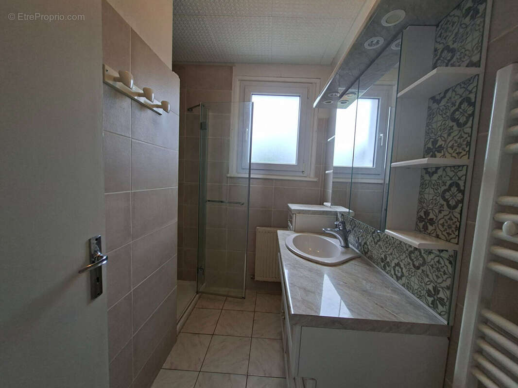 Maison à PLOUIGNEAU