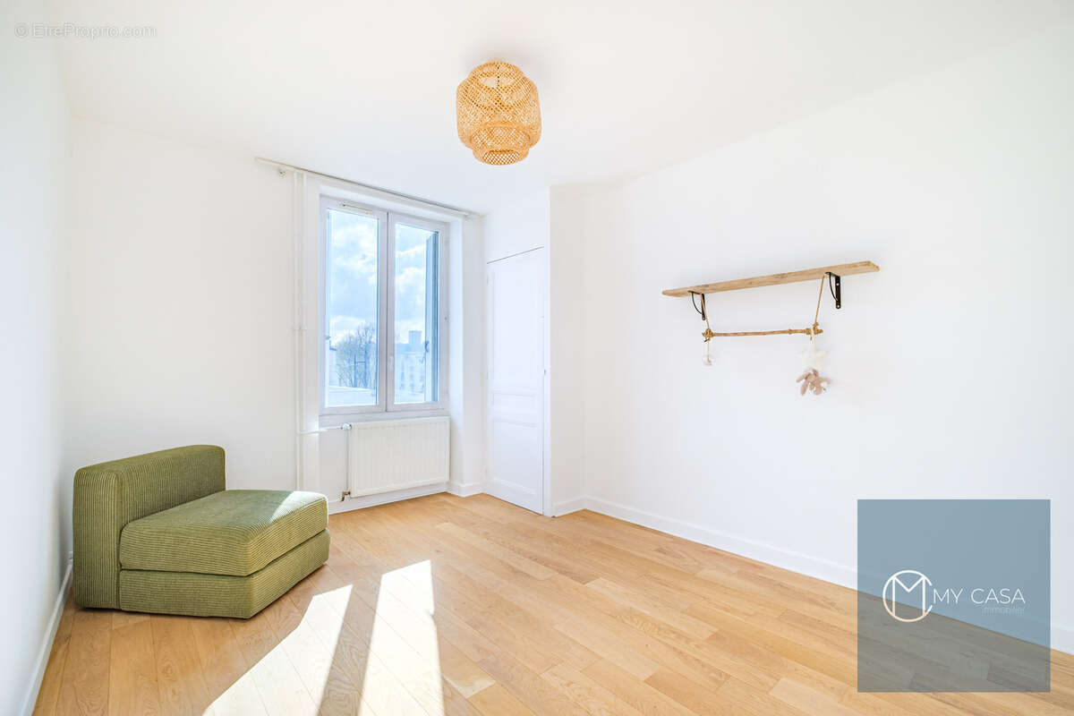 Appartement à LYON-9E