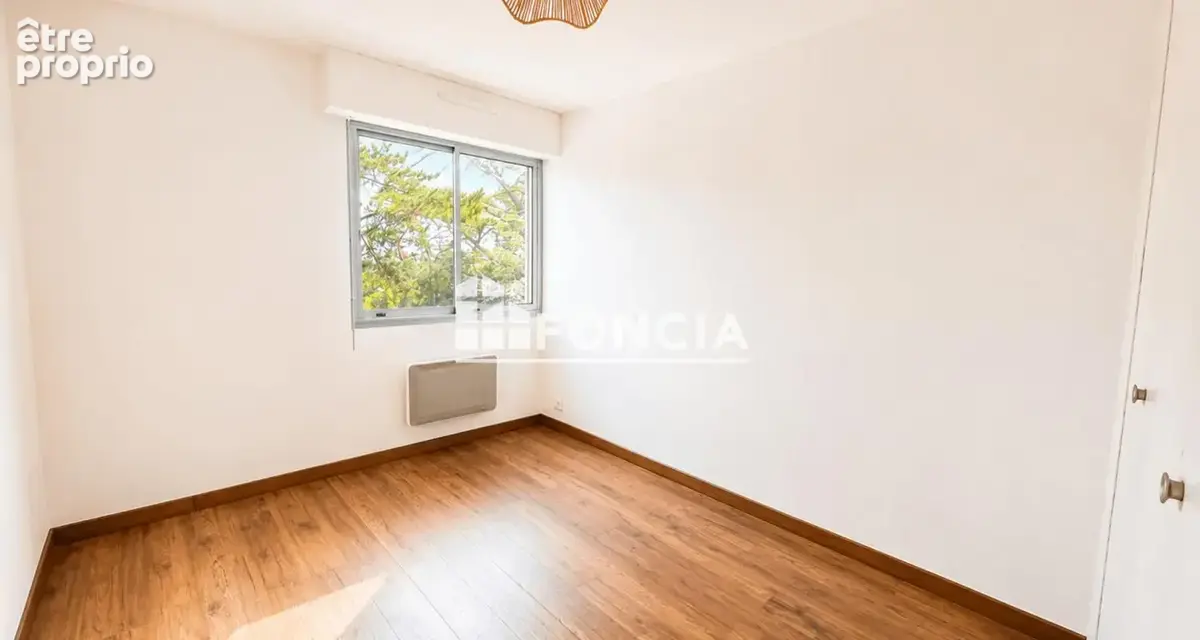 A vendre - appartement 50m2- residence sécurisée- piscine- tennis - photo 3