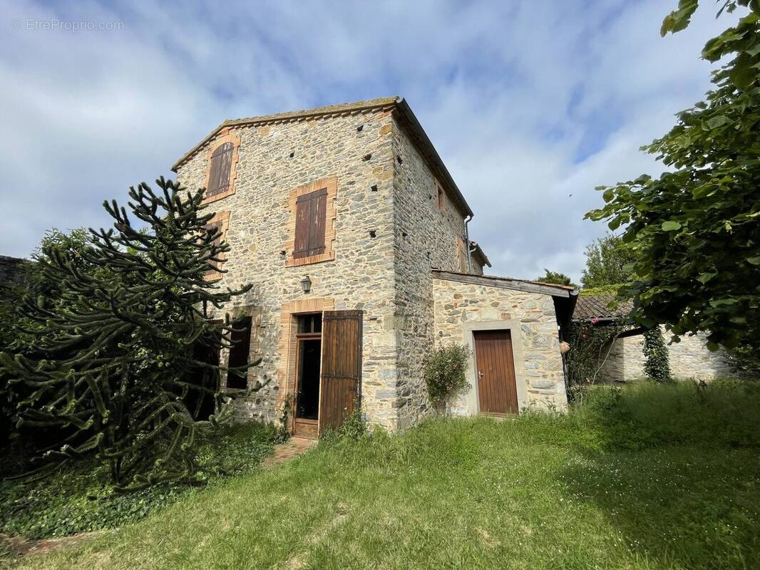 Maison à LABECEDE-LAURAGAIS