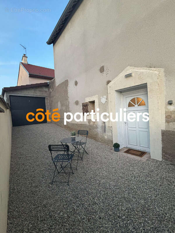 Maison à FOUCHERANS