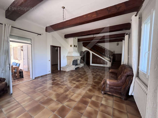 Maison à PEYROLLES-EN-PROVENCE
