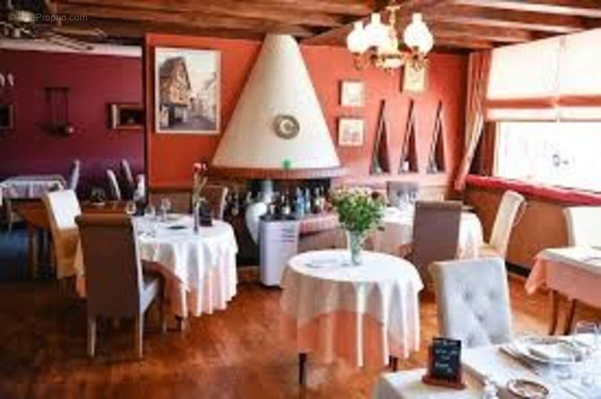 Dpt Allier (03), à vendre ESTIVAREILLES Hôtel - Restaurant -Bar ( licence 4 ) 10 minutes de Montluçon - photo 40