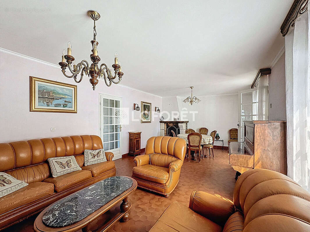 Maison à CHAUMONTEL