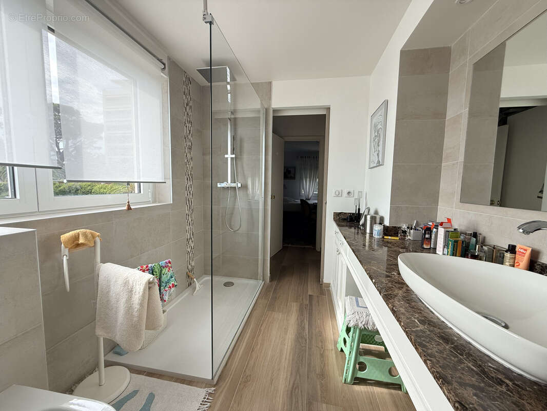 Appartement d’exception avec vue mer   Cannes, secteur Croix des Gardes - photo 8